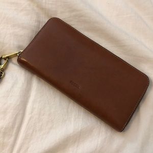 Fossil Emma RFID Smartphone Wristlet